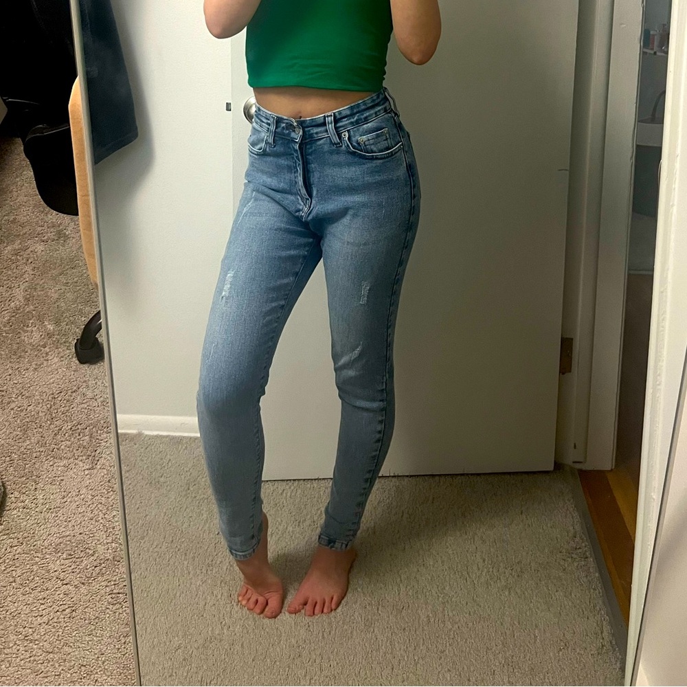 High waisted jeans